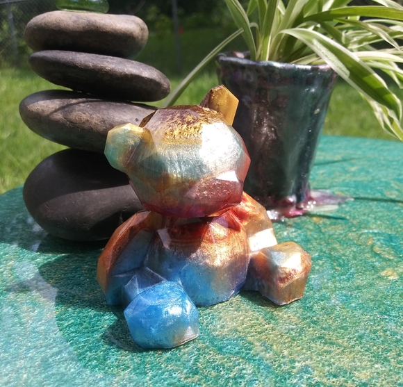 🧸SOLD🧸Colorful Teddy Bear Resin Art Cute Gift Gold Handmade Gifts - Picture 4 of 15